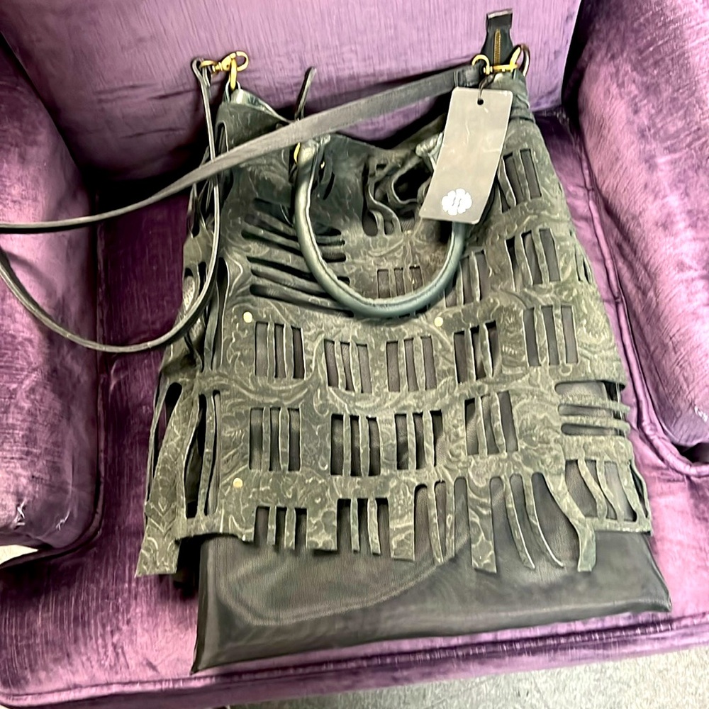 Papucei mesh bag with cut out overlay . Inside pocket, Super cool